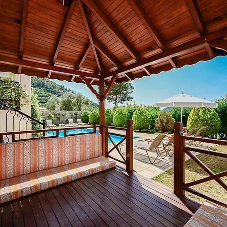 Villa Arokarya